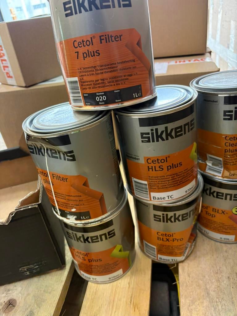 Partij 107 stuks merk beits, Doe-het-zelf en Verbouw, Verf, Beits en Lak, Ophalen, Nieuw, Beits