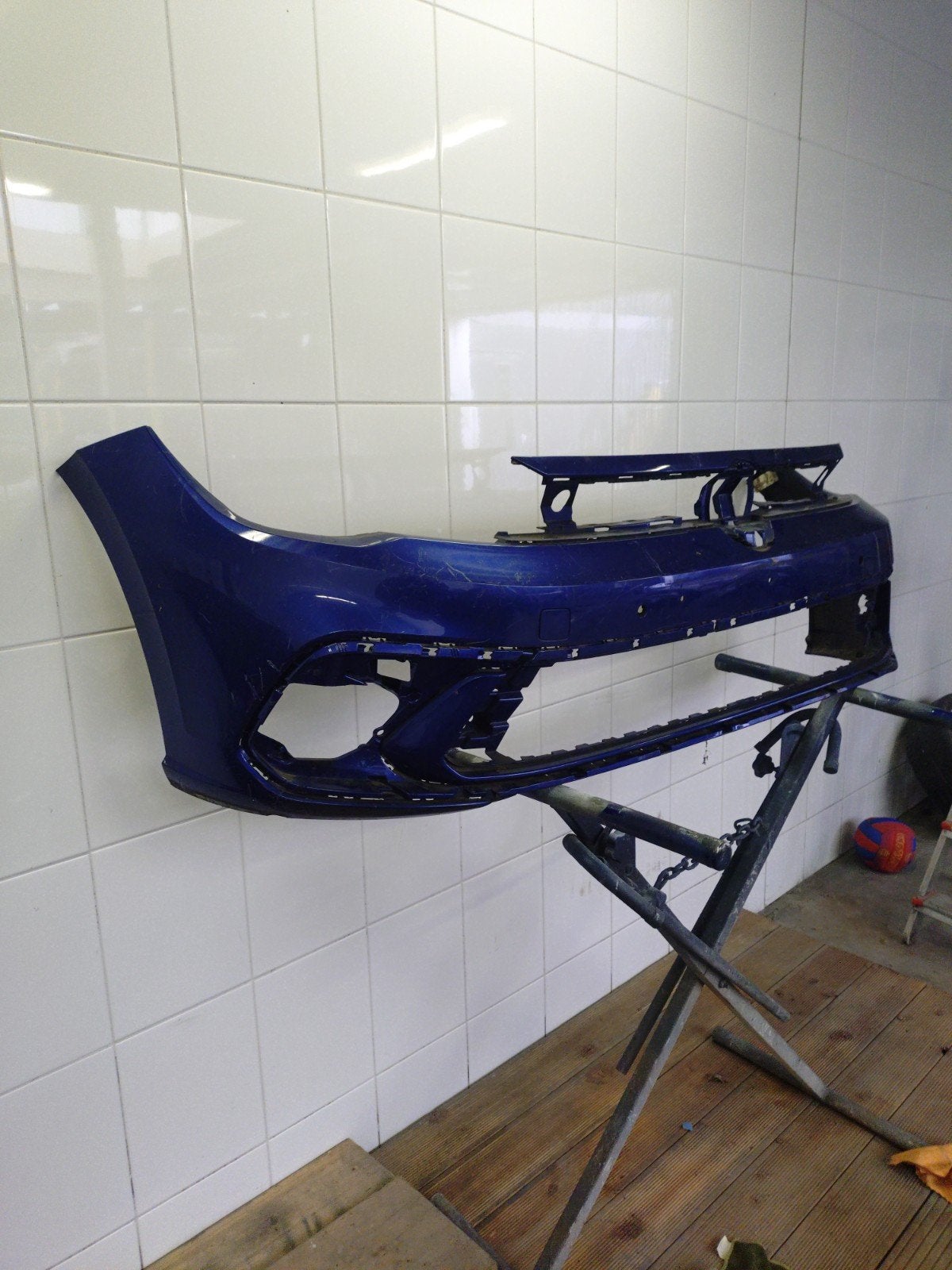 Voorbumper VW Polo 2G0807221K 4x PDC, Gebruikt, Berliner Ring 2, 38440 Wolfsburg, Duitsland, Volkswagen AG, Info@volkswagen.de