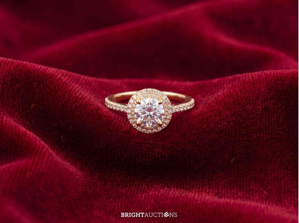 Gouden entourage ring met diamanten en een briljant, Diamant, Niet ingevuld, Nieuw, 17 tot 18