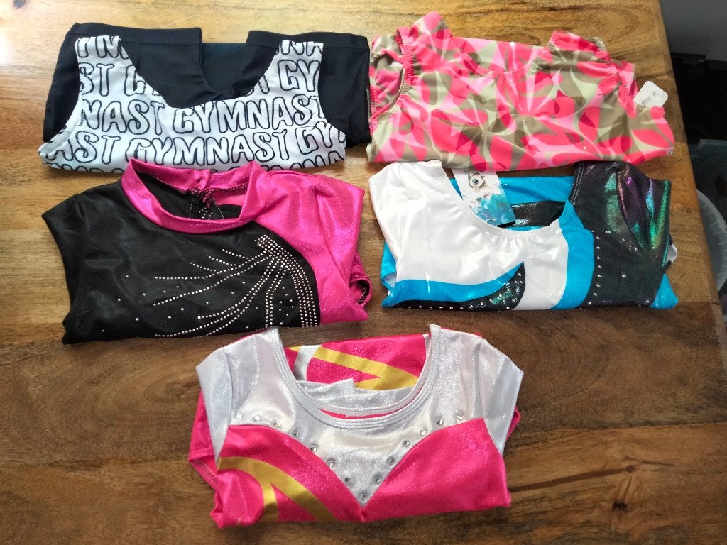Turnpakje/turnpakjes maat 134 SALE nu 7,50 per stuk, Kindermaat 122 t/m 140, Ophalen of Verzenden, Nieuw, Turnpak(je)