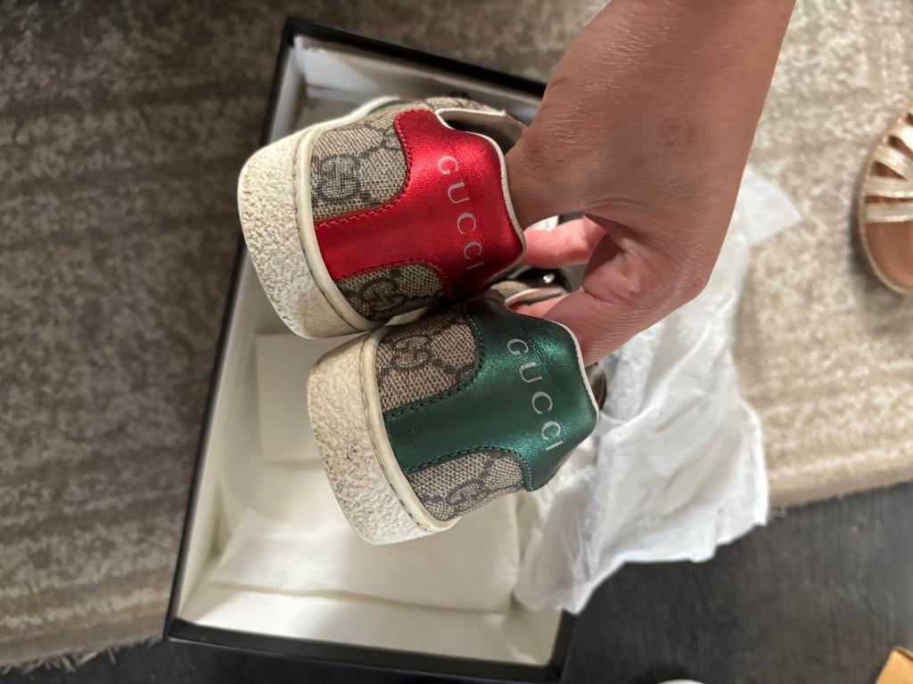 Gucci schoenen maat 30, Kinderen en Baby's, Ophalen of Verzenden, Gebruikt, Jongen of Meisje, Schoenen
