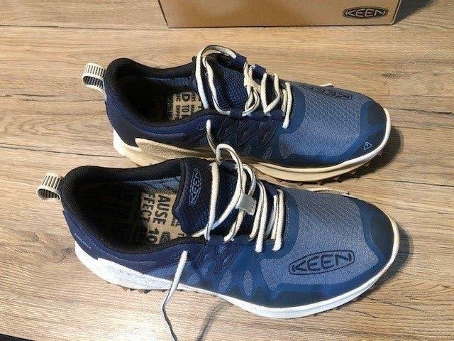 M43 Heren Keen Zionic all terrain  schoen splinternieuw., Kleding | Heren, Ophalen of Verzenden, Nieuw, Blauw