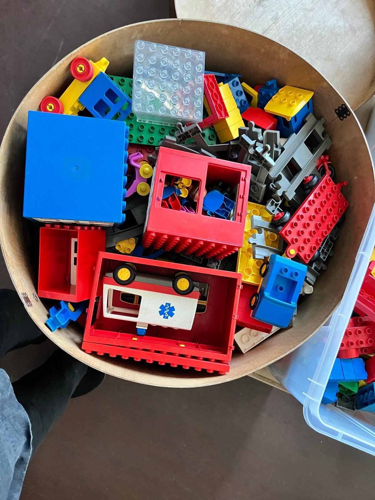 Veel duplo in o.a houten doos, Kinderen en Baby's, Speelgoed | Bouwstenen, Ophalen of Verzenden, Gebruikt