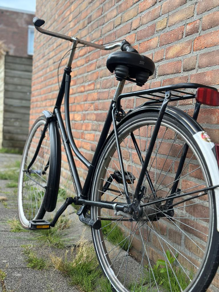 Omafiets 28 inch 3 verschillende zwart, goede staat met slot, Ophalen, Terugtraprem, 53 tot 56 cm, Versnellingen