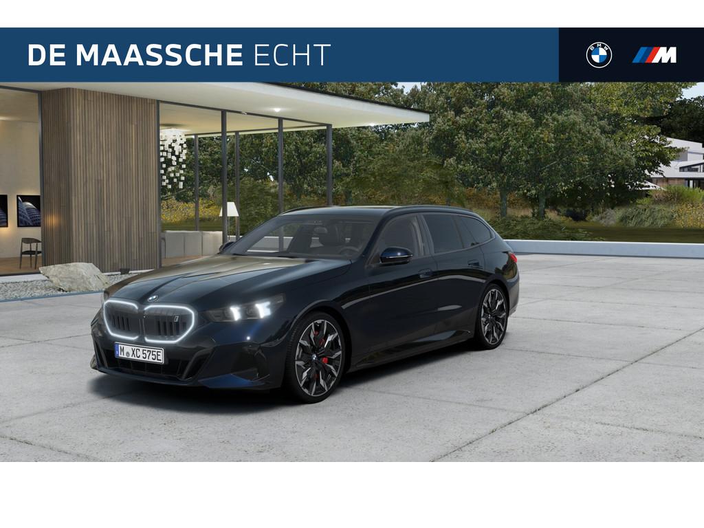 BMW i5 Touring eDrive40 M Sport / Panoramadak / Trekhaak / B