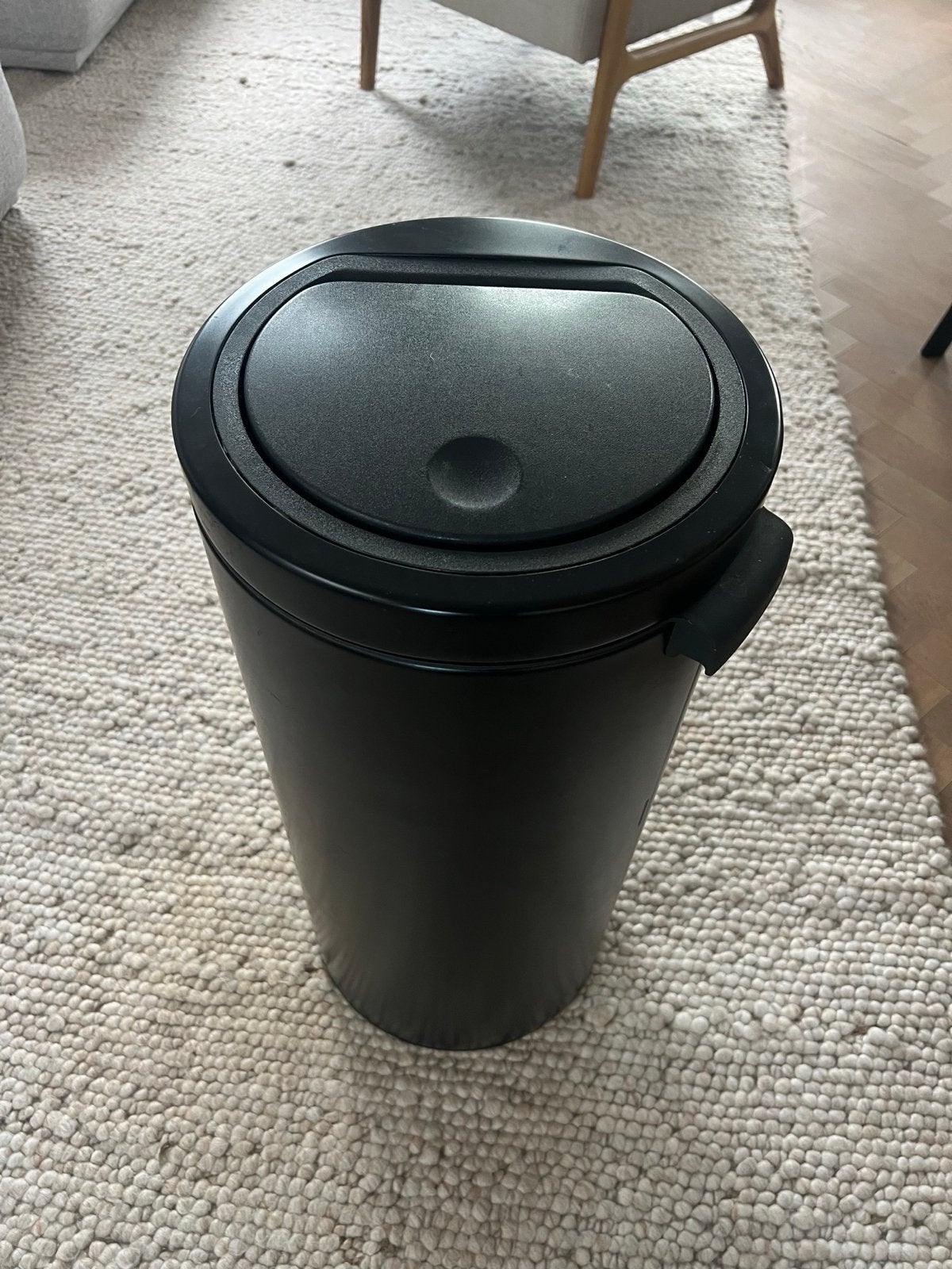 Brabantia prullenbak - Zwart - Zo goed als nieuw, Ophalen, Met pedaal, 20 tot 30 liter, Zo goed als nieuw