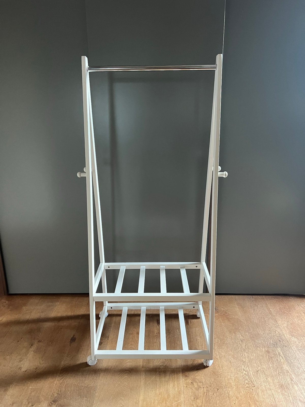 Witte kledingrek met wielen en planken, Ophalen, Met wielen, Gebruikt