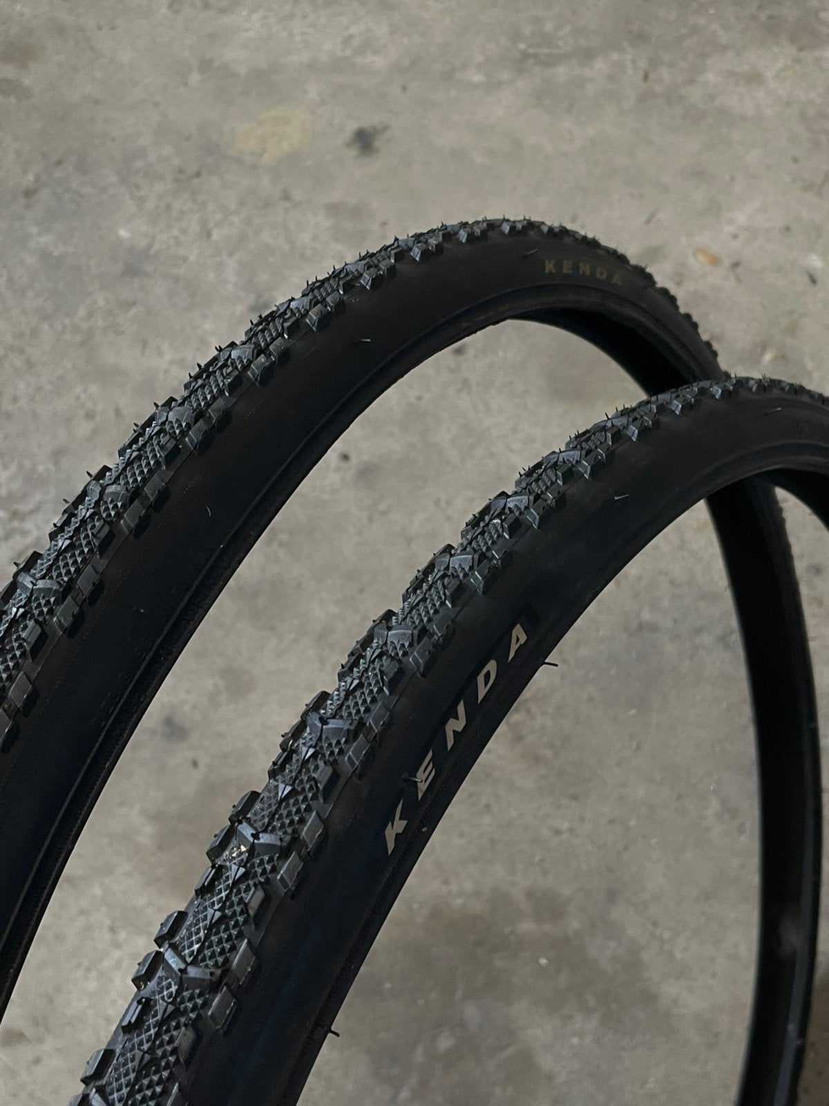 Kemda gravel banden geavelbike 700x30c, Fietsen en Brommers, Ophalen, Zo goed als nieuw