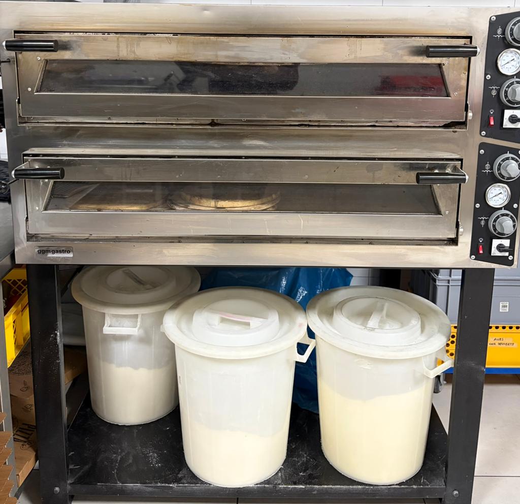 Pizza oven 9 x 9, Zakelijke goederen, Horeca | Keukenapparatuur, Ophalen, Ovens, Magnetrons en Steamers