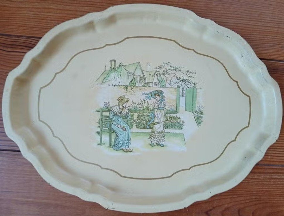 Vintage Engels pastel geel dienblad Kate Greeneway, Met opstaande rand, Gebruikt, Ophalen of Verzenden, Dienblad