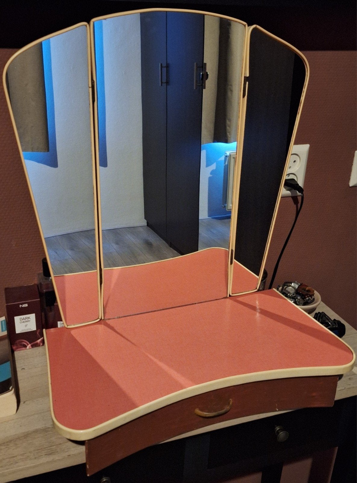 Vintage retro wand kaptafeltje drieluik spiegel, Ophalen, Gebruikt, 50 tot 100 cm, Minder dan 100 cm