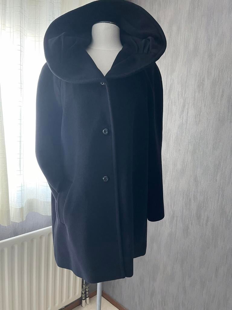 DELMOD Prachtige Jas/Mantel/Coat Nieuwstaat, Ophalen of Verzenden, Zo goed als nieuw, Maat 42/44 (L), Zwart