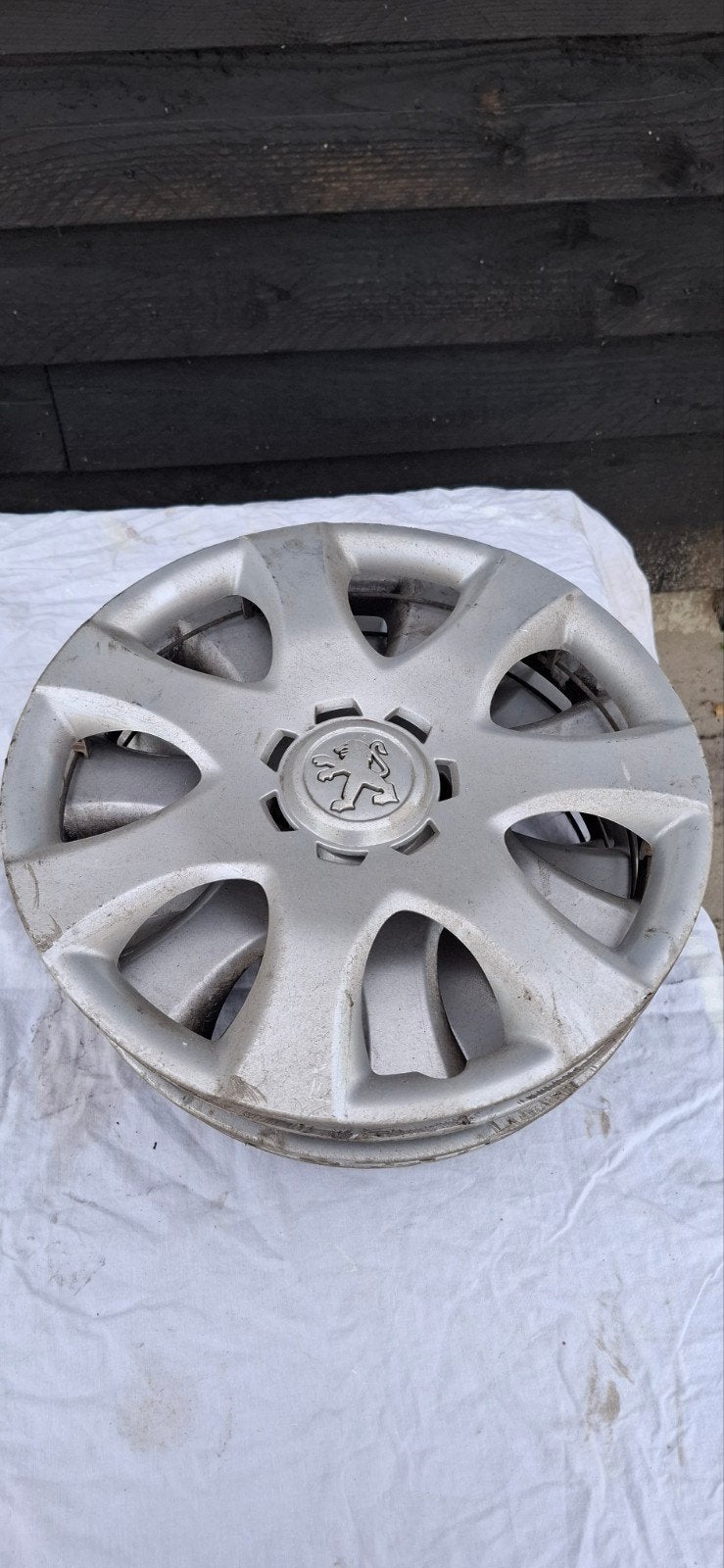 Peugeot 107 wieldoppen - Set van 4, Ophalen of Verzenden, Gebruikt