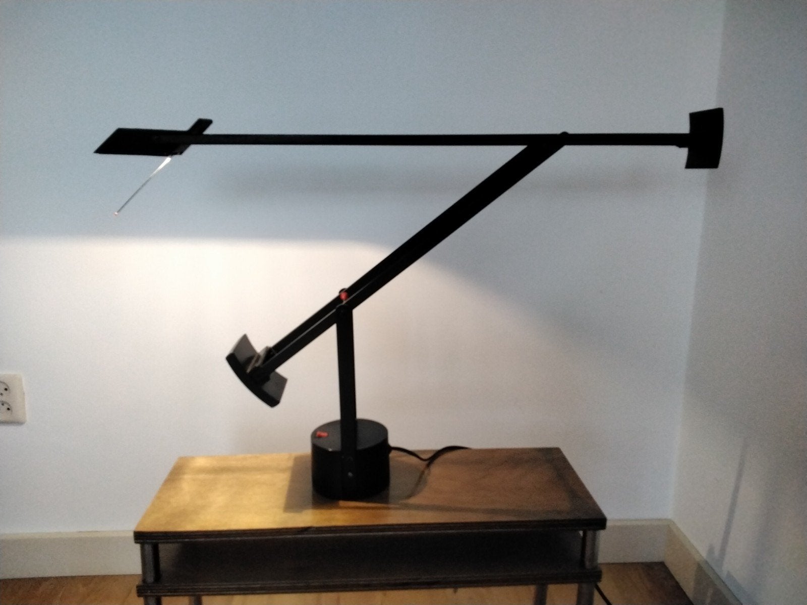 Tafellamp Titio van Artemide, Dimbaar, Bureaulamp, Ophalen of Verzenden, Zwart