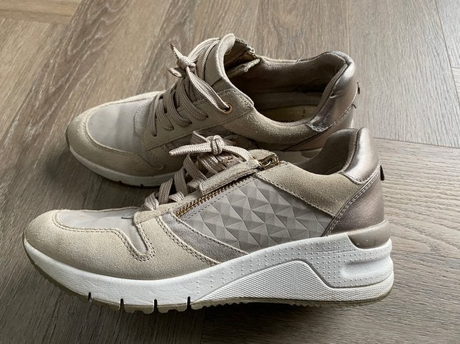 Tamaris sneakers mt. 38, Kleding | Dames, Schoenen, Tamaris, Beige, Ophalen of Verzenden, Sneakers of Gympen