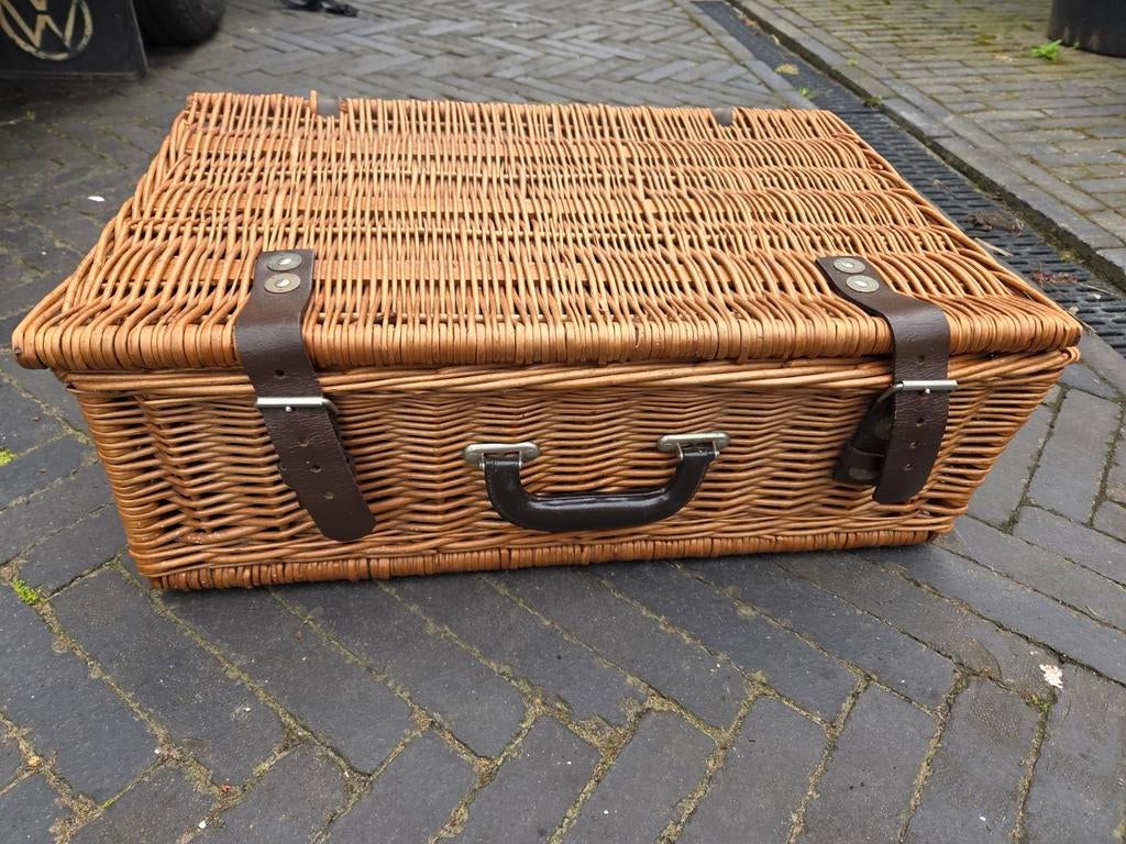 Vintage Optima Engeland picknickmand/ picknickkoffer, Ophalen of Verzenden