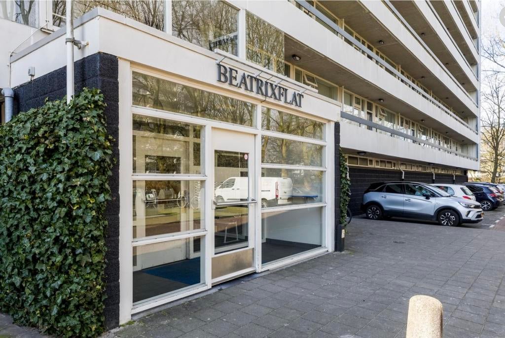 APPARTEMENT TE KOOP/FOR SALE AMSTELVEEN. Kan snel., Tot 200 m², 80 m², 3 kamers, Appartement