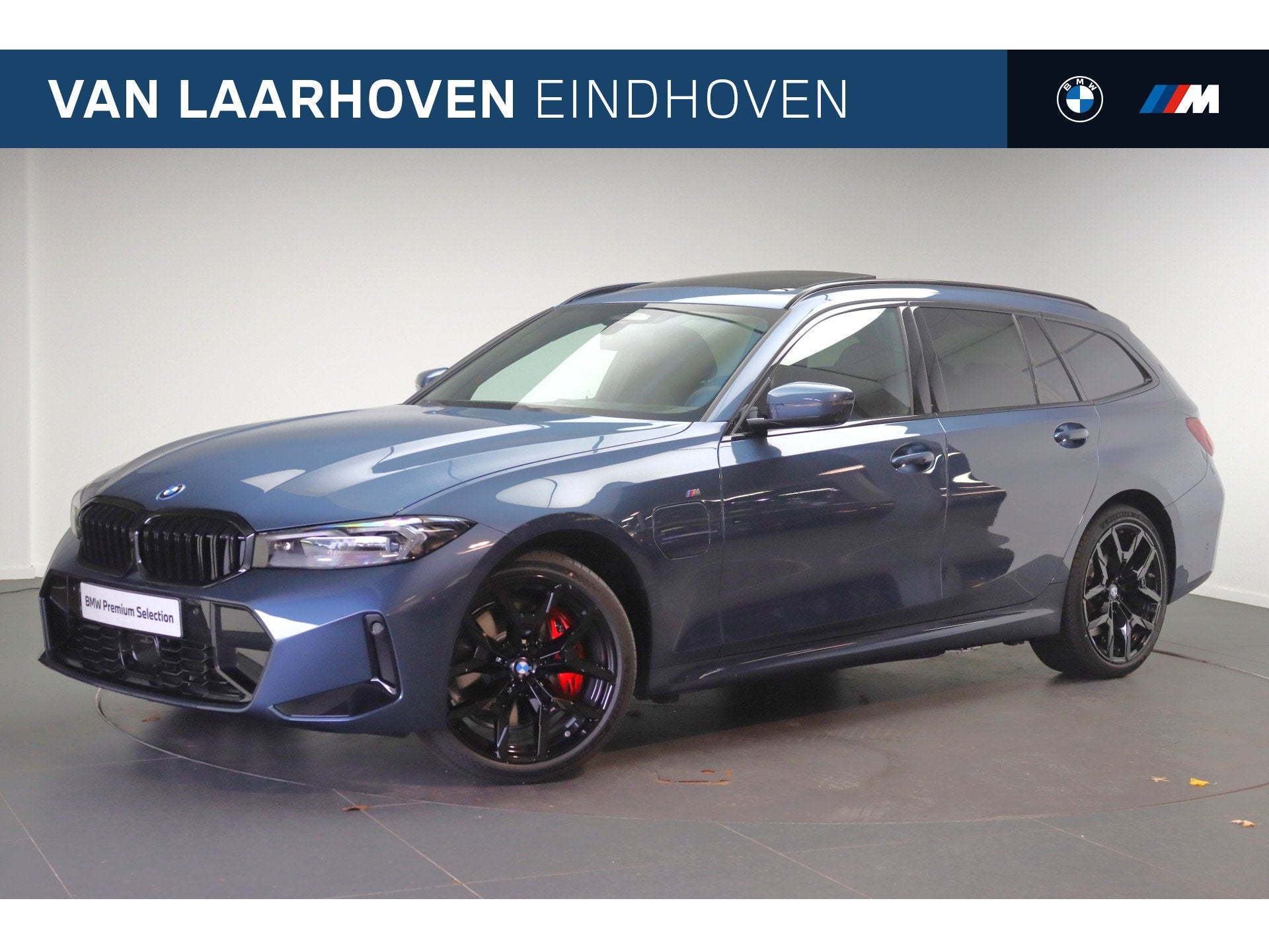 BMW 3 Serie Touring 330e M Sport Automaat / Panoramadak / Tr