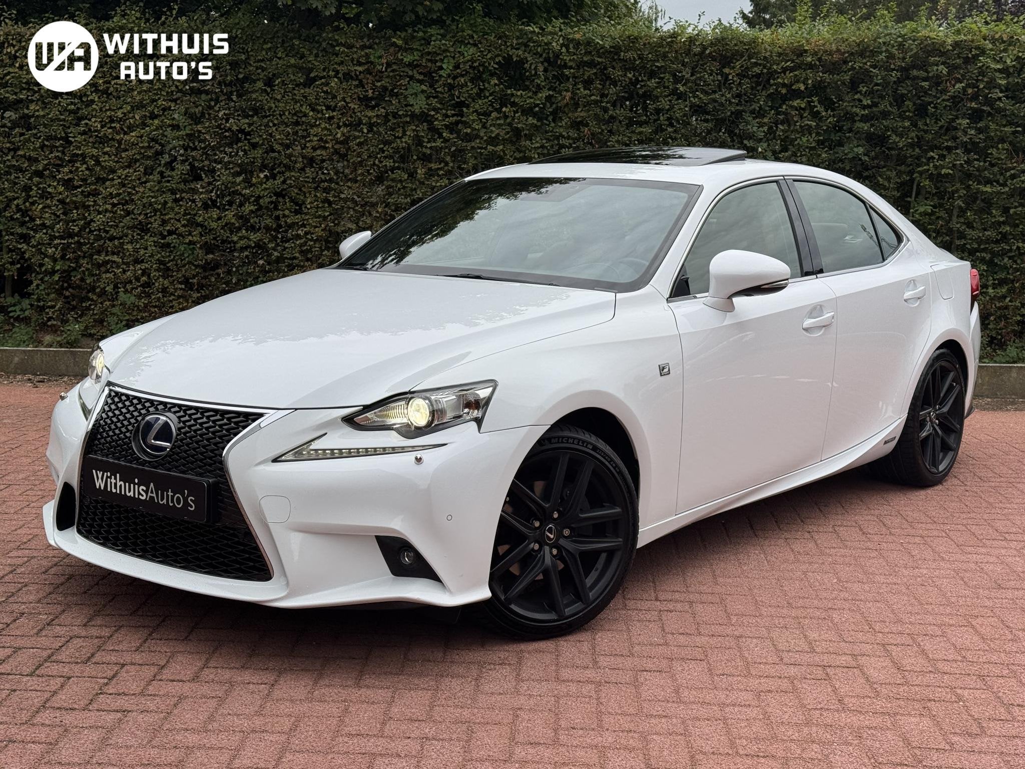 Lexus IS 300h F Sport Dakraam Stoelkoeling (Dealer onderhoud, Auto's, Euro 5, Achterwielaandrijving, Gebruikt, 223 pk