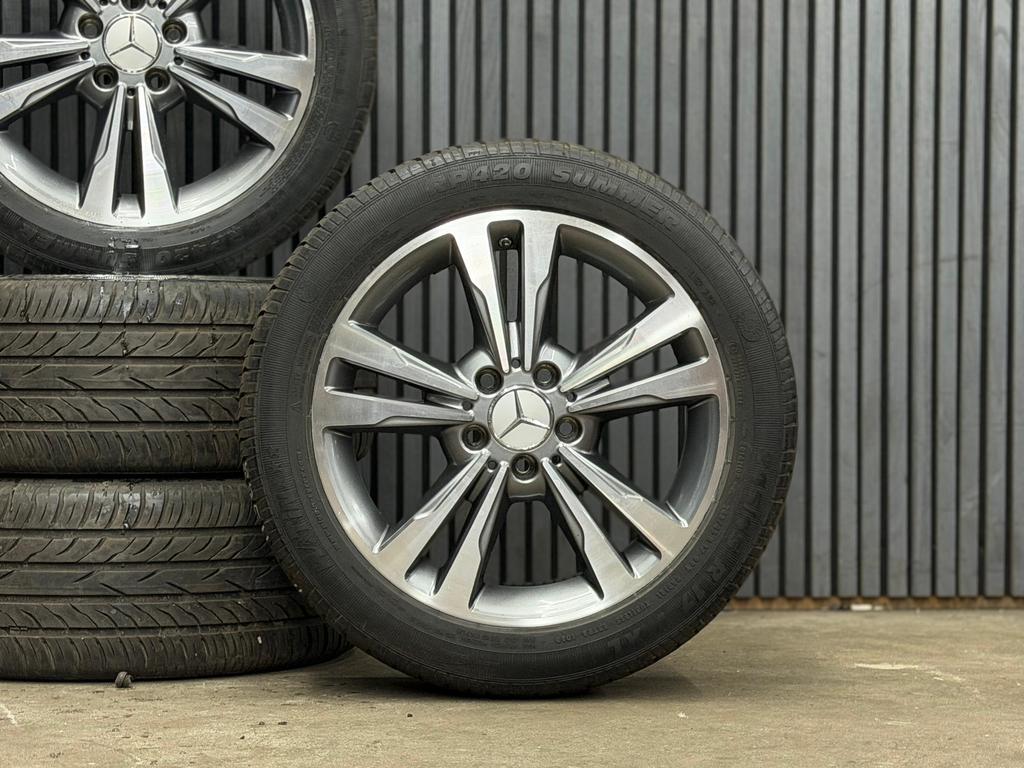 17 inch Mooie Zomerset mercedes E klasse €599,-, Ophalen, Zomerbanden, Banden en Velgen