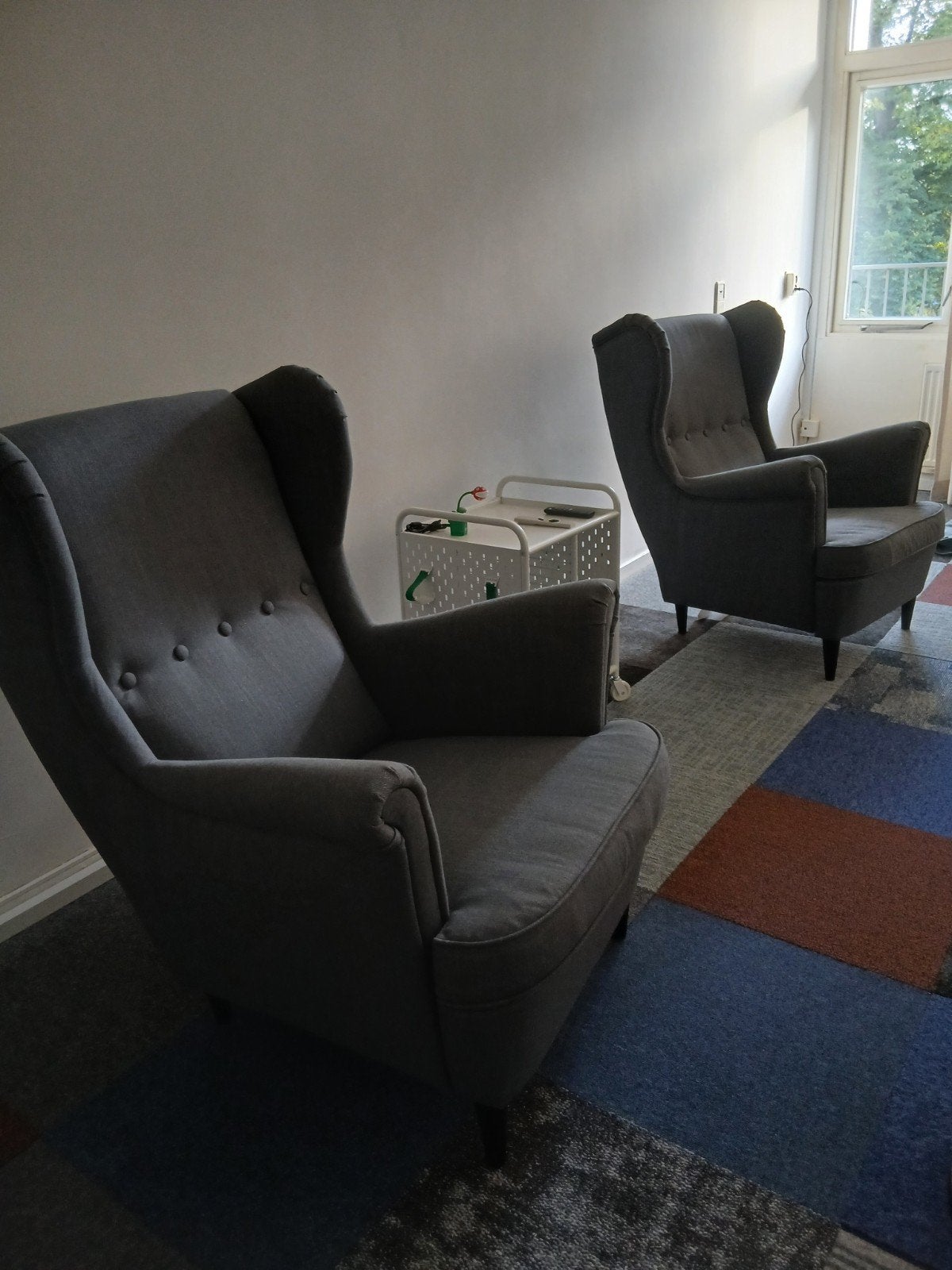 2 zo goed als nieuwe STRANDMON Oorfauteuil, Huis en Inrichting, Ophalen, Zo goed als nieuw, Minder dan 50 cm, Ikea