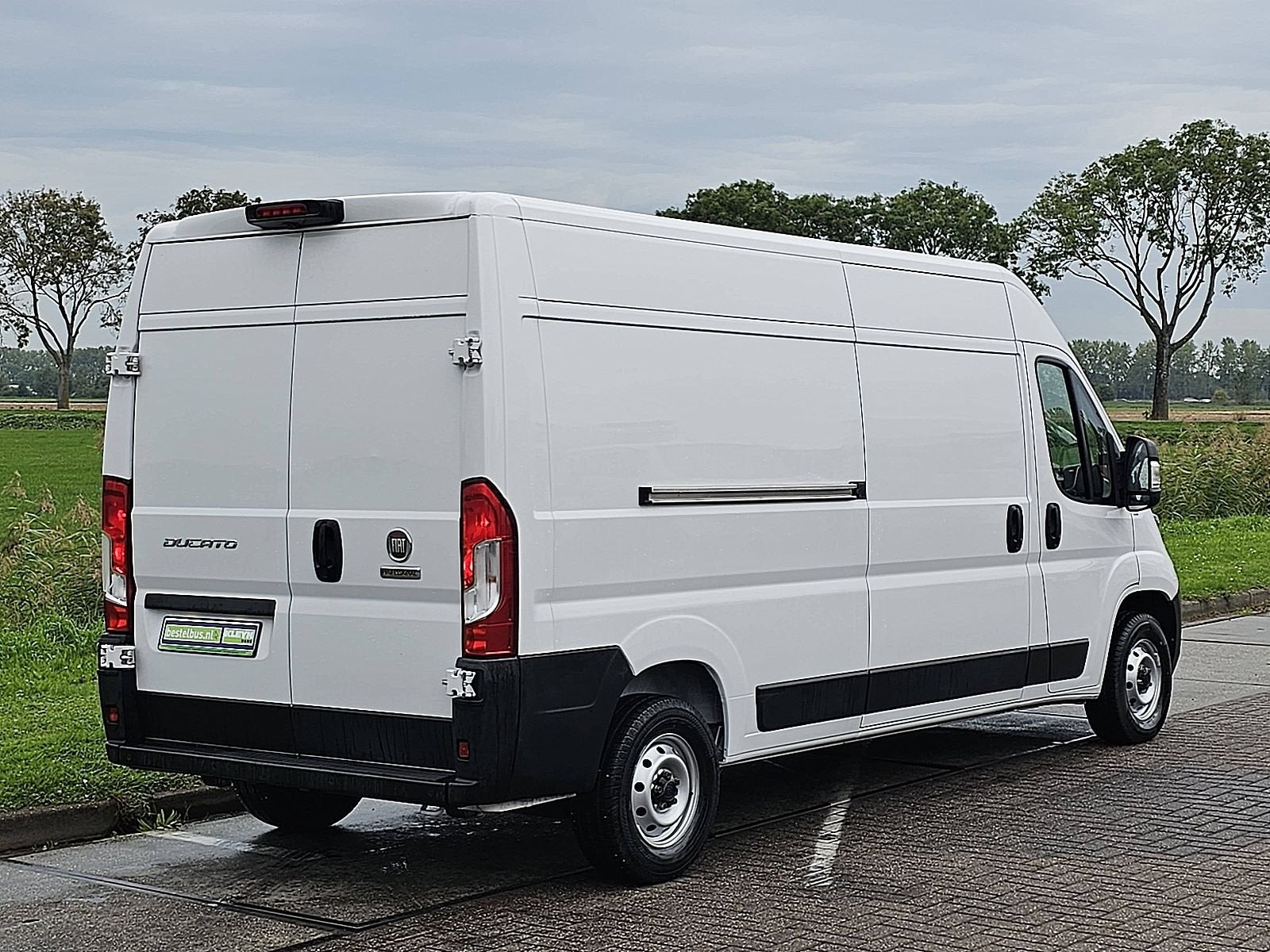 FIAT DUCATO 2.2 l3h2 airco pdc!, Gebruikt, Euro 6, Wit, 2120 kg
