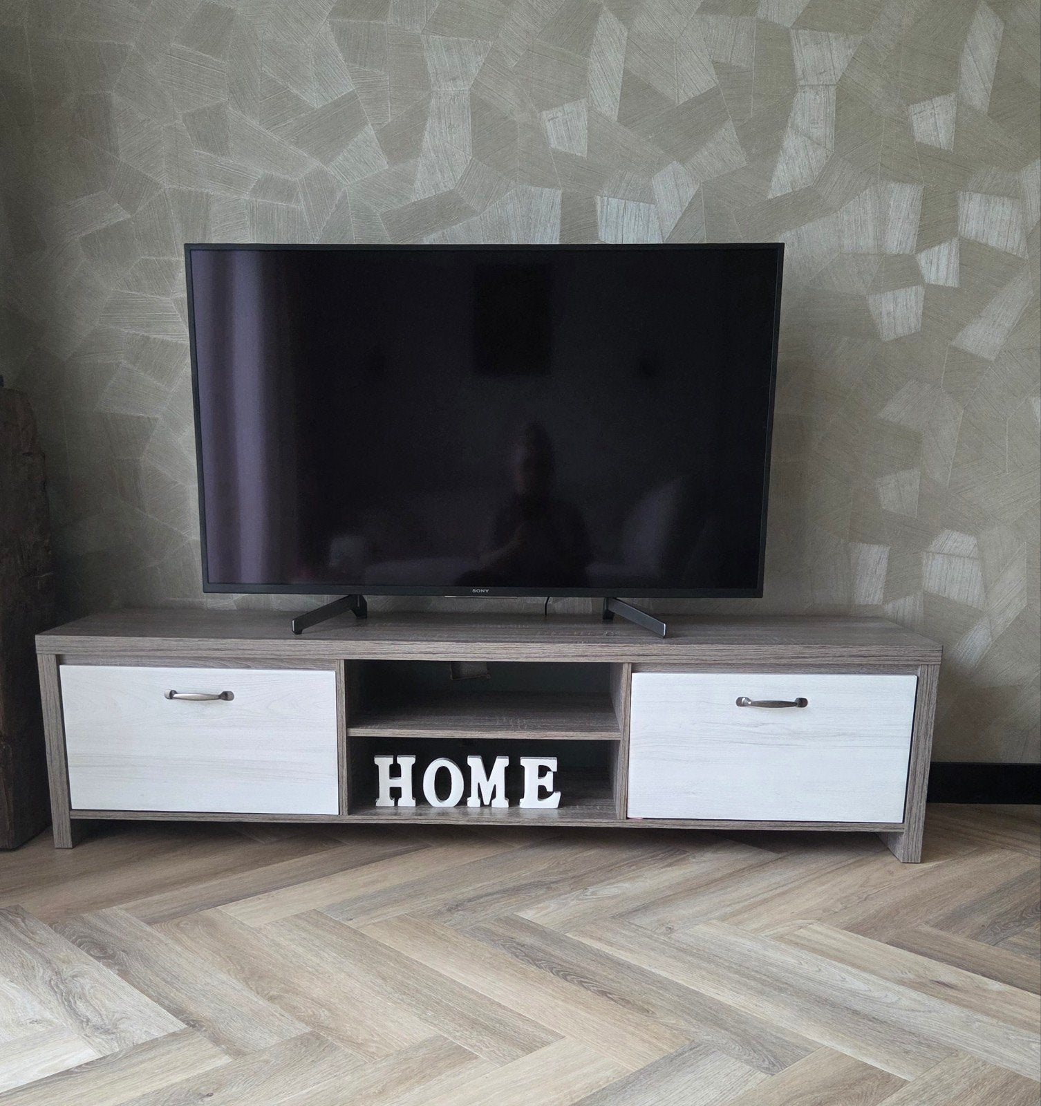 Televisie kast, Ophalen, 150 tot 200 cm, Zo goed als nieuw, Minder dan 100 cm
