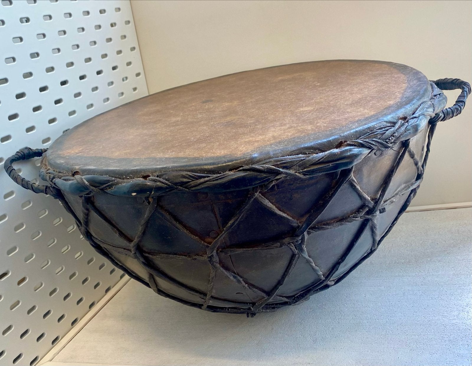 Vintage Afrikaanse Trommel - Handgemaakt, Ophalen, Gebruikt, Geen, Onbekend