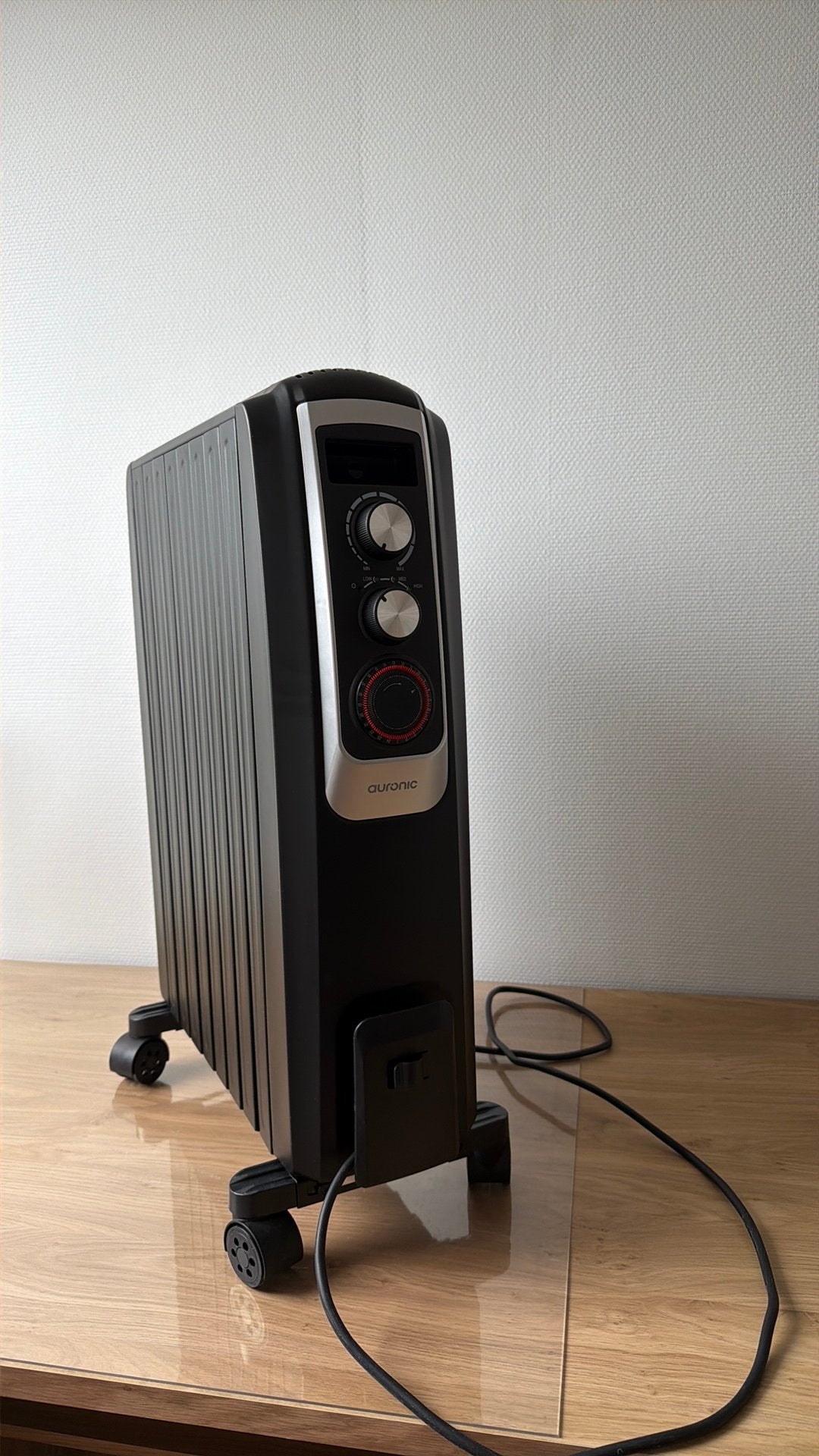 Olieradiator // Auronic 2000W, Ophalen, Oliekachel, Elektrisch, Nieuw