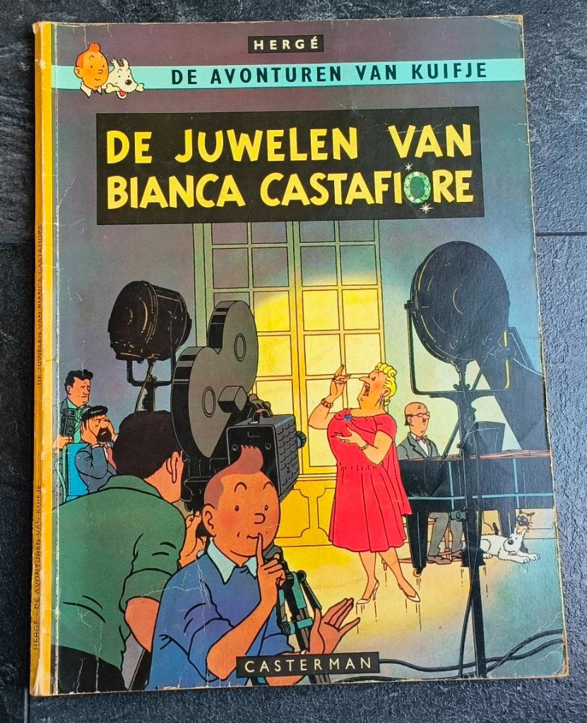 Kuifje en de juwelen van Bianca Castafiore., Gelezen, Eén stripboek, Ophalen of Verzenden, Hergé