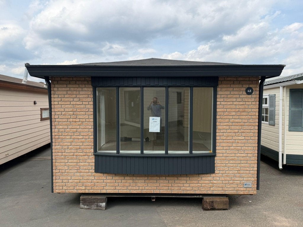 Woonwagen / Chalet 11.20 x 4.10 m 2 Slp Winterhard CV, Niet ingevuld, Niet ingevuld, Niet ingevuld
