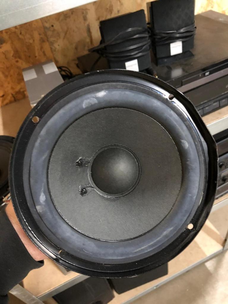 Yamaha subwoofer