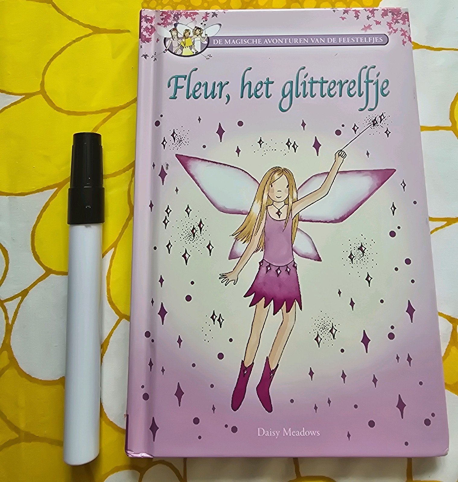 Fleur, het glitterelfje, Ophalen of Verzenden, Zo goed als nieuw, Daisy Meadows