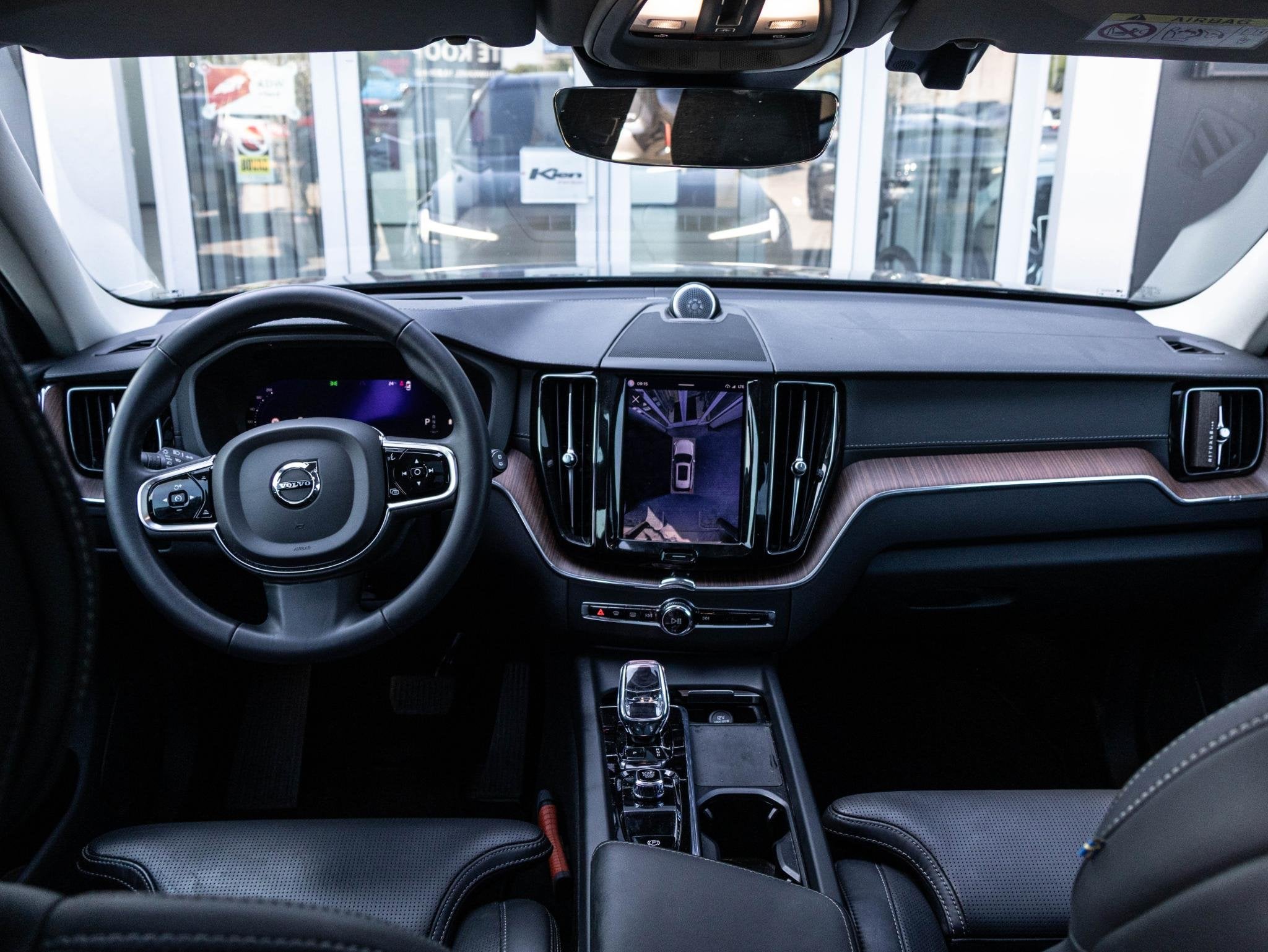 Volvo XC60 B5 Ultimate Bright | Heico Sportiv | Uitlaatsyste, Auto's, Volvo, Lichtsensor, Gebruikt, Euro 6, 4 cilinders