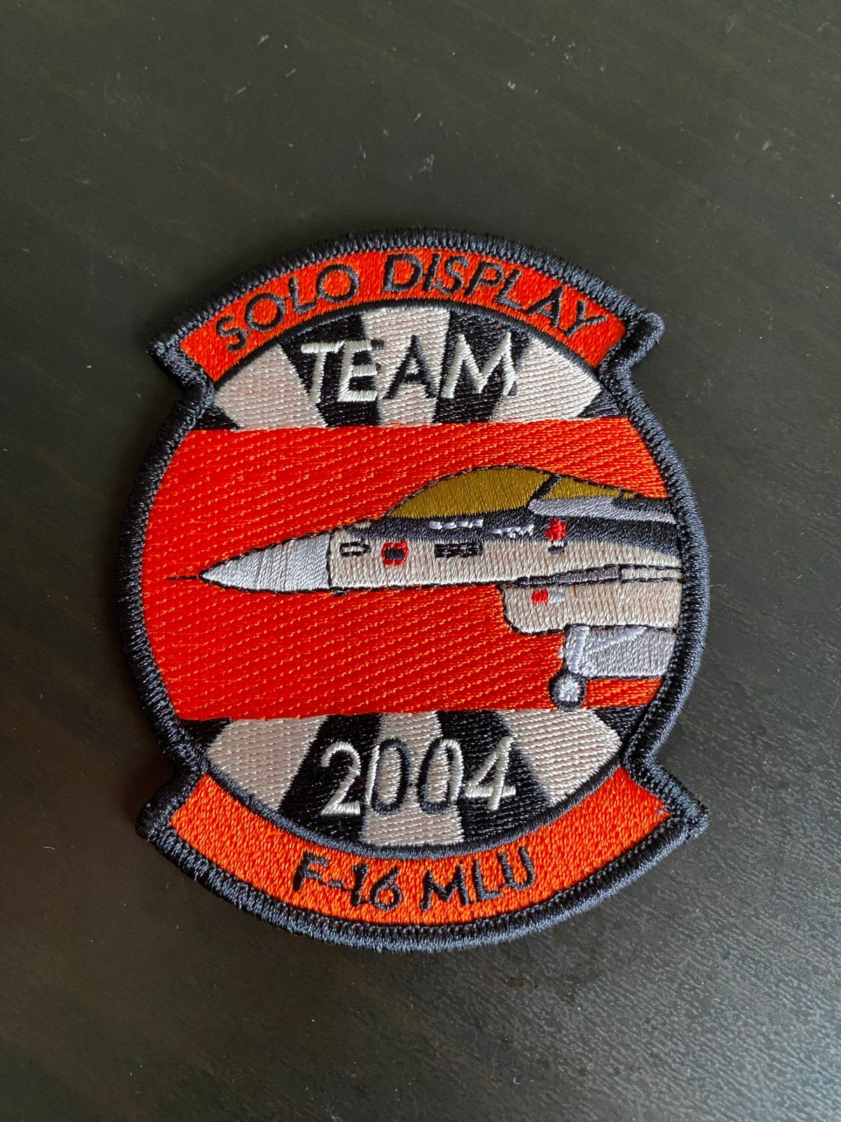 F-16 MLU Solo Display Team 2004 Patch, Ophalen of Verzenden, Luchtmacht, Nederland, Embleem of Badge