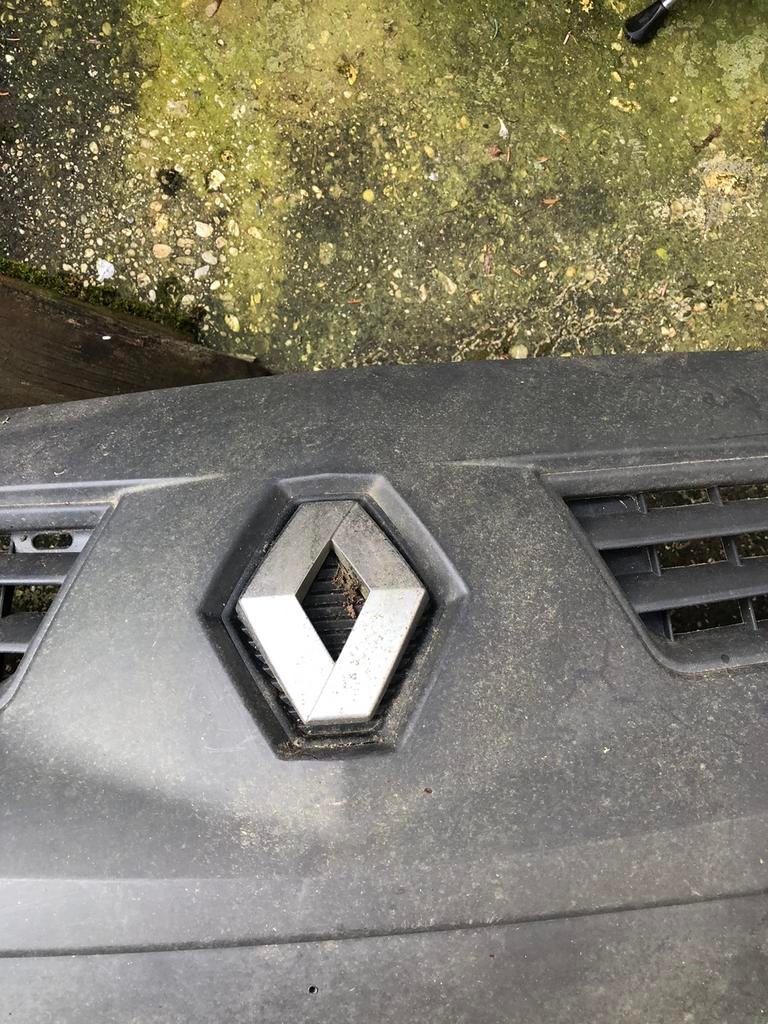 Renault megane bumper, Auto-onderdelen, Ophalen of Verzenden