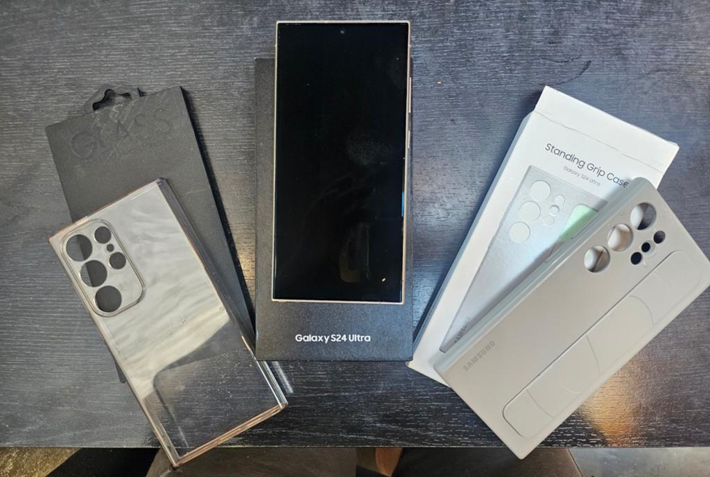 Samsung s24 Ultra. Plus veel extra's, Overige kleuren, Galaxy S24, Ophalen of Verzenden, Zo goed als nieuw