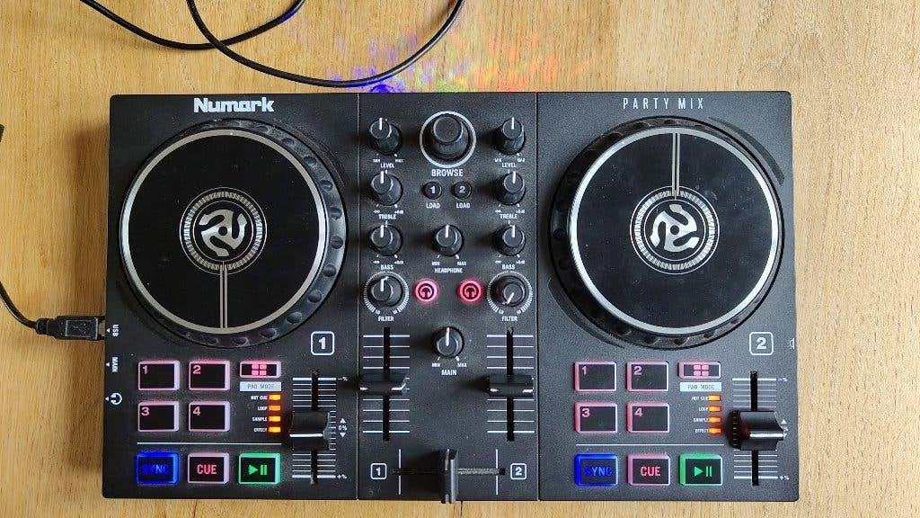 Numark Party Mix II - DJ-controller, Muziek en Instrumenten, Dj-sets en Draaitafels, Ophalen, Zo goed als nieuw, Dj-set, Numark