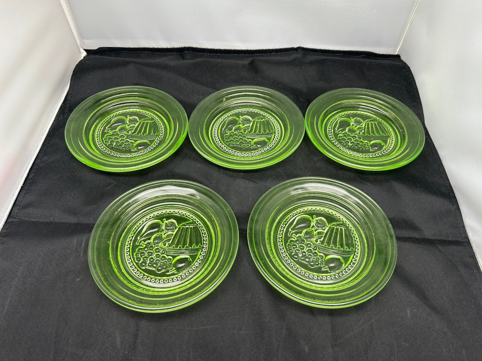 5 vintage Copier Leerdam puddingbordjes uraniumglas, Ophalen of Verzenden