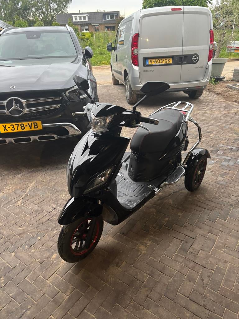 Te koop scootmobiel scooter electrisch, Fietsen en Brommers, Ophalen, Elektrisch, Zo goed als nieuw, Maximaal 25 km/u
