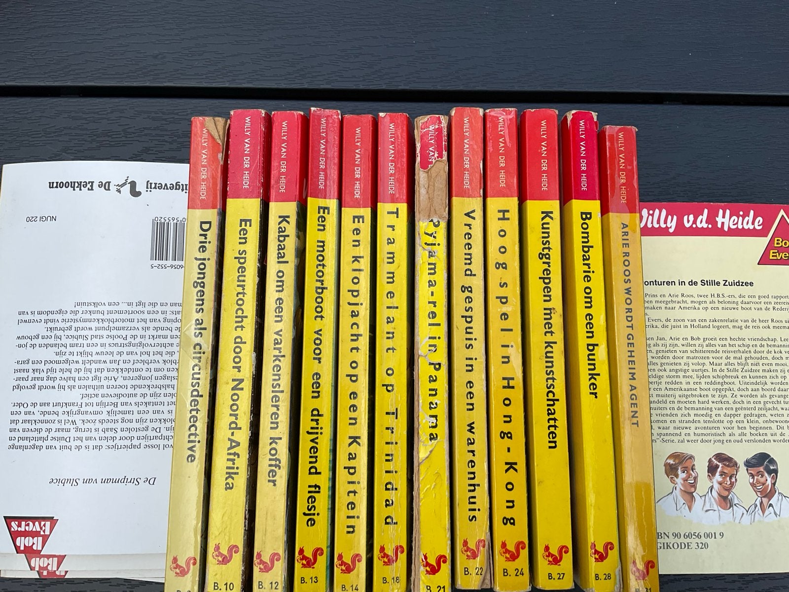 Dubbele Bob Evers boeken - Willy van der Heide, Boeken, Ophalen of Verzenden, Gelezen, Fictie algemeen