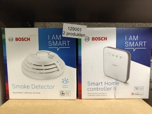Bosch Smart Home Rookmelder + Bosch Smart Home Controller II, Ophalen of Verzenden, Zo goed als nieuw, Detector, Sensor of Melder