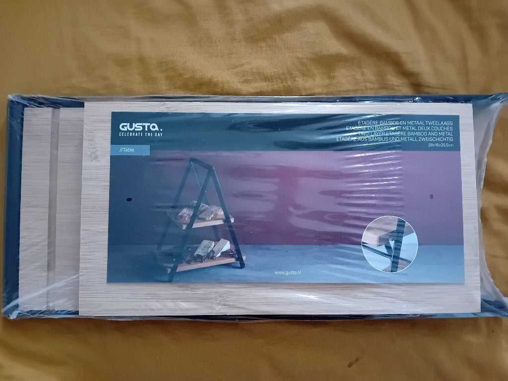 Etagere van Gusta nieuwin folie, Ophalen, Nieuw