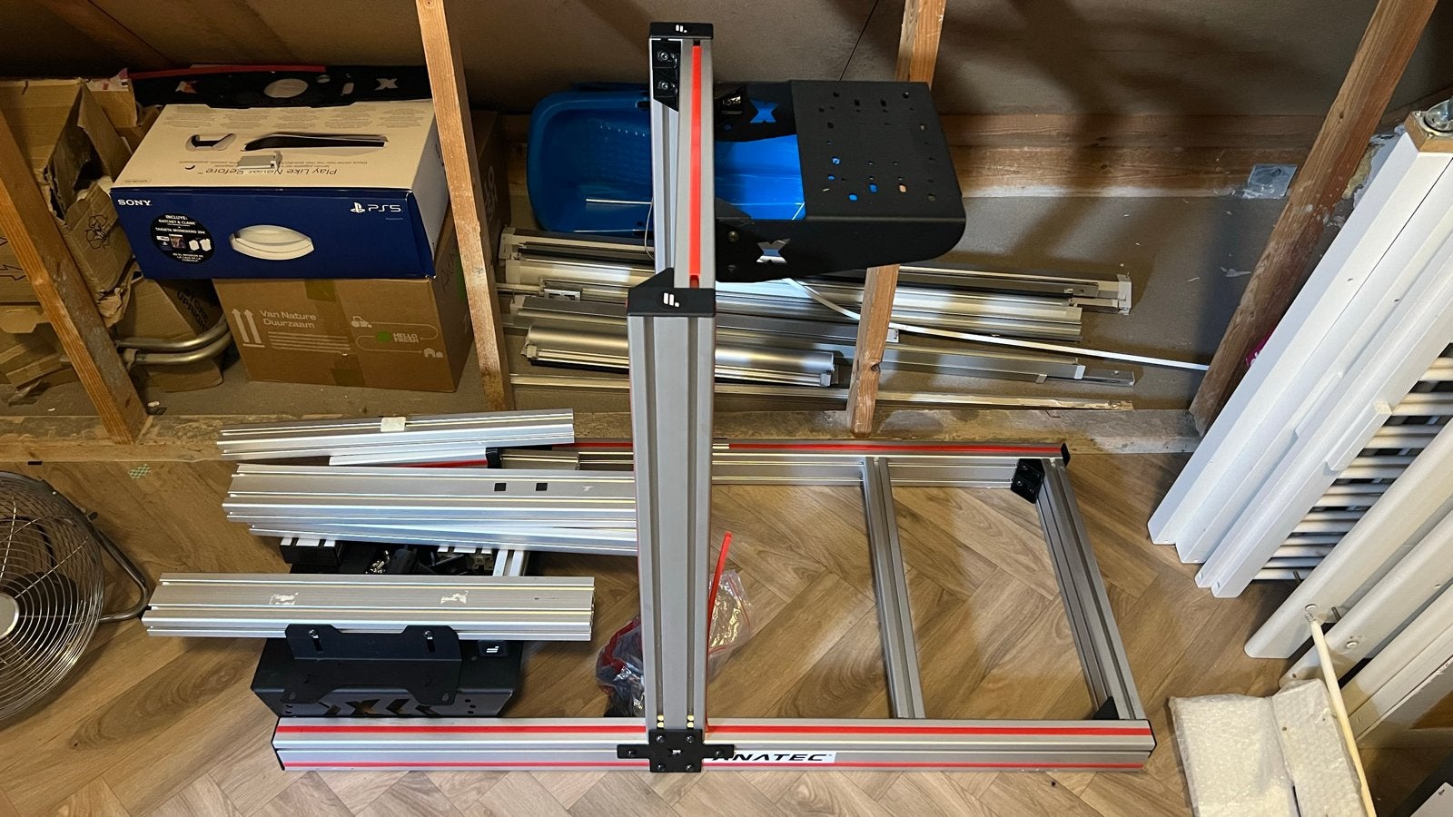 SimXpro Sim Racing Rig - Aluminium Profiel Cockpit, Spelcomputers en Games, Ophalen, Overige merken, Zo goed als nieuw
