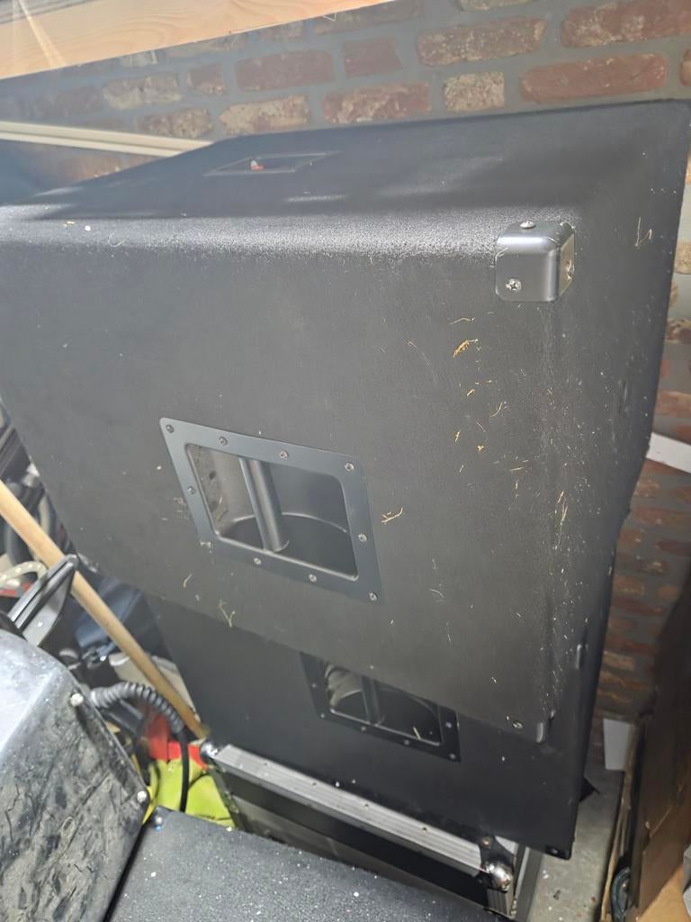 2x Devine 15 inch Passieve Subwoofer - Zo goed als nieuw, Ophalen of Verzenden