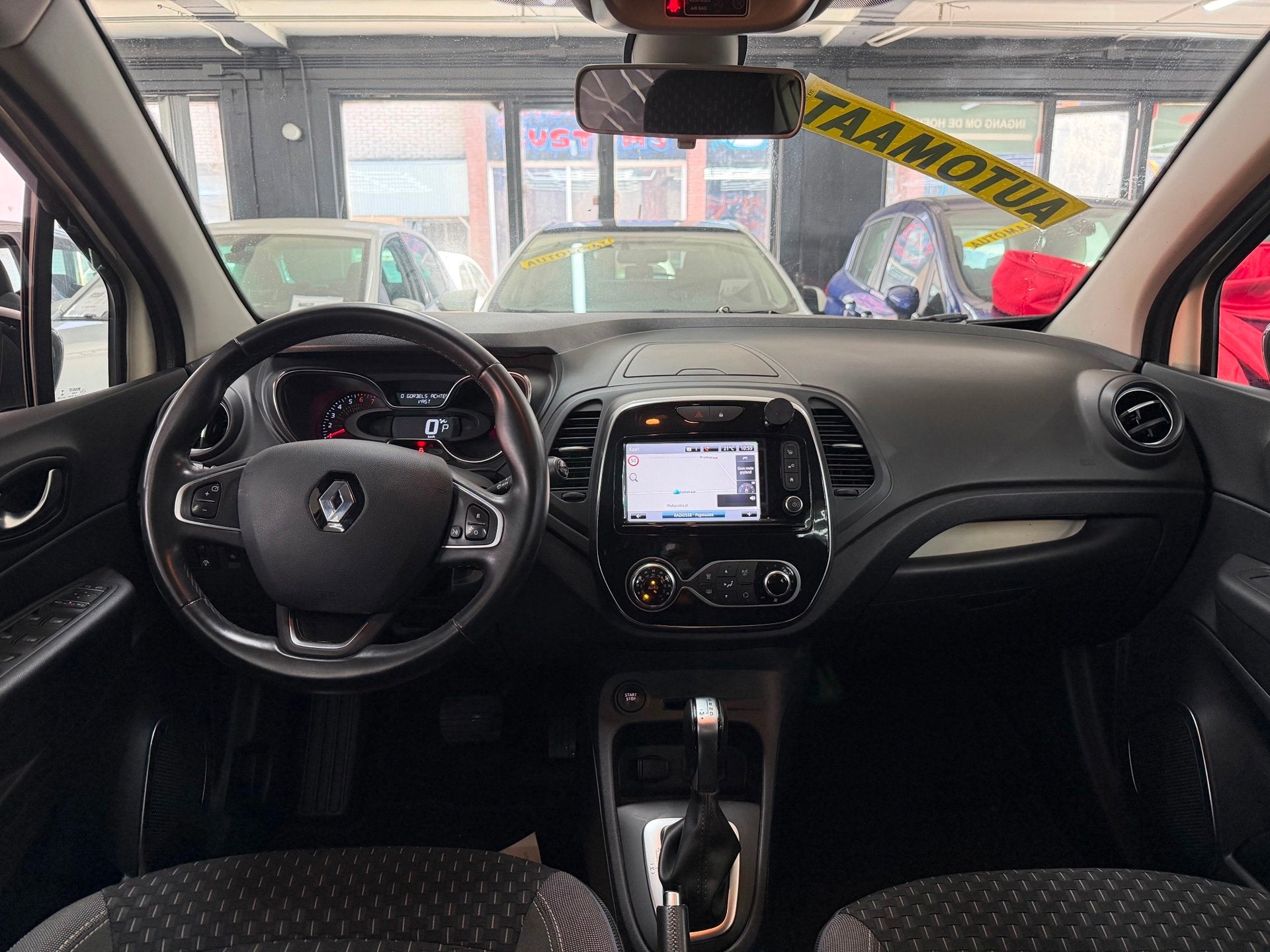 Renault Captur 1.2 TCe Intens Automaat | Camera | Navigatie, Auto's, Renault, Gebruikt, 4 cilinders, Bruin, 635 kg