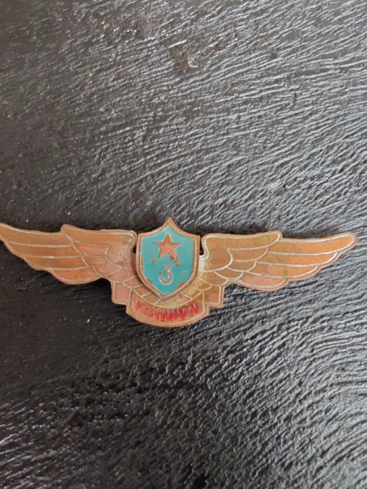 North Vietnamese Air Force Pilot Wings 3rd Class, Ophalen of Verzenden, Luchtmacht, Amerika, Embleem of Badge