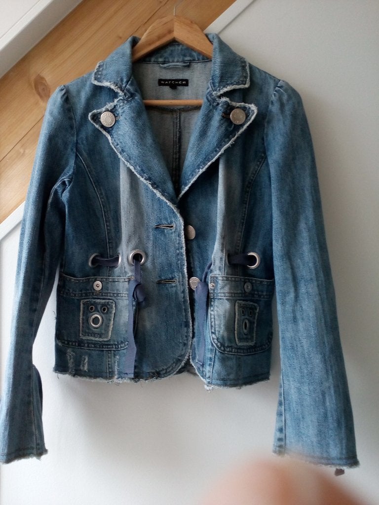 Oud spijkerjasje met mooie details. Shabby chic, Maat 38/40 (M), Blauw, Ophalen of Verzenden, Gedragen