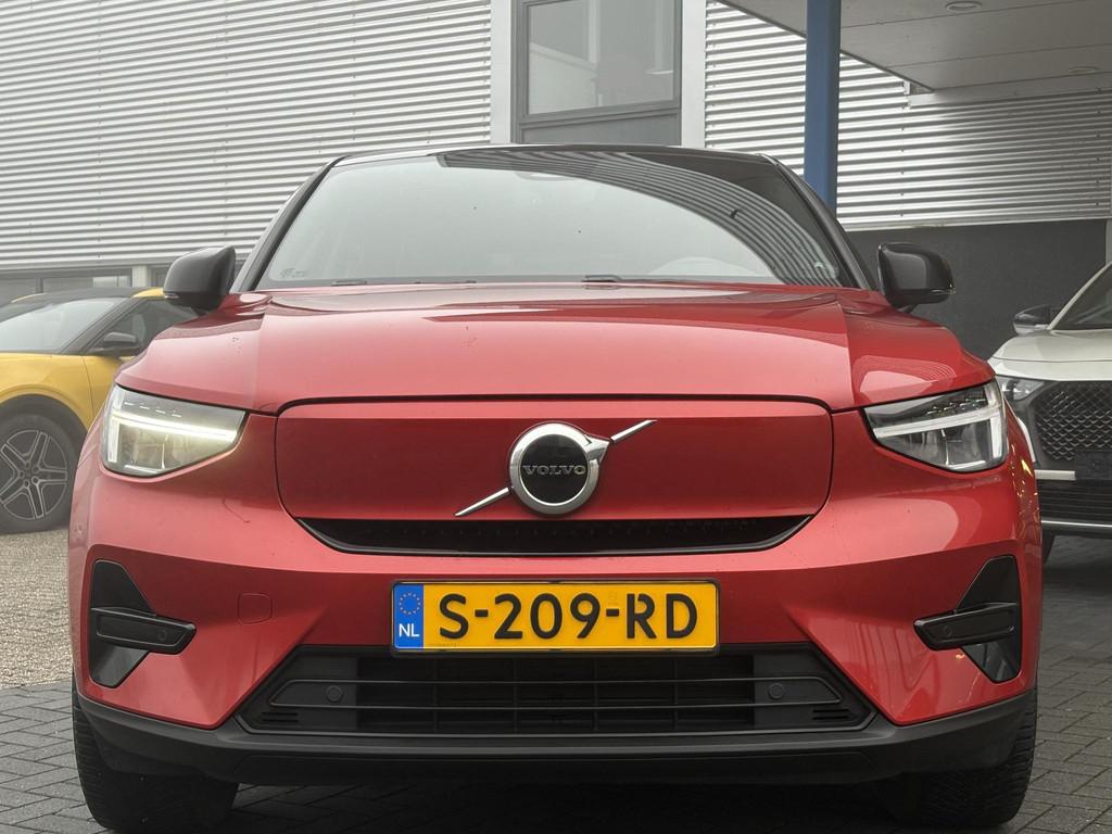 Volvo C40 Recharge Plus 69 kWh | Panoramadak | Adaptive crui, Stof, Automatische klimaatregeling, Overige kleuren, 420 min