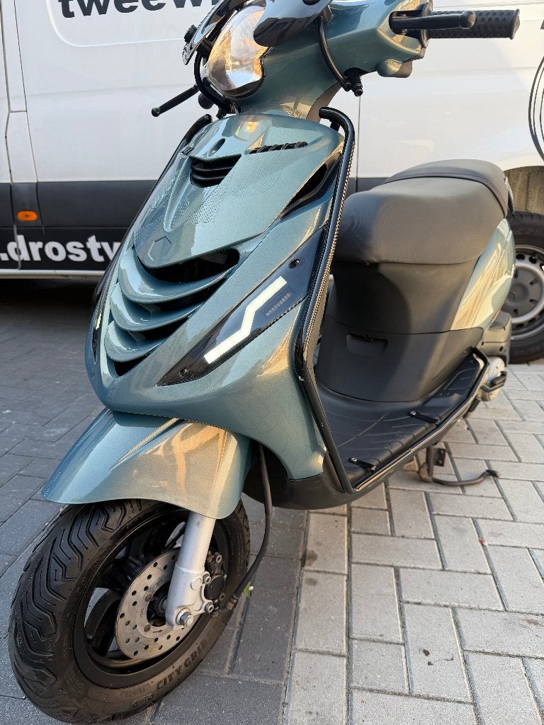 Piaggio zip 2015 | BROM | Zeer goede staat | Cameleon kleur, Fietsen en Brommers, Scooters | Piaggio, Maximaal 45 km/u, Zip, Ophalen of Verzenden
